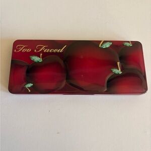 Too Faced Appley in Love- Eye Shadow Palette